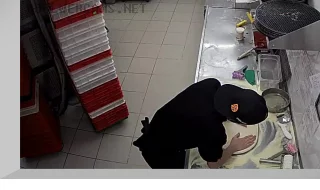 Webcam in the pizzeria «Dodo Pizza» on Pervomaiskaya street, 85, Syktyvkar, Russia