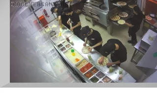 Webcam in the «Dodo Pizza» pizzeria on Yuzhnobutovskaya street in Moscow