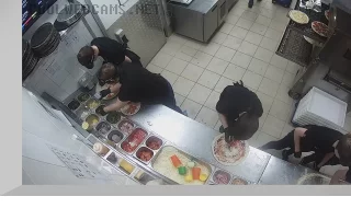 Webcam at the Dodo Pizza pizzeria on Profsoyuznaya Street, Chita