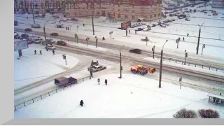 Online webcam on the crossroad of Gakkelevskaya and Kamyshovaya streets in St. Petersburg