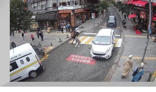 Webcam with a view of the Gazi pedestrian street, Giresun, Turkey