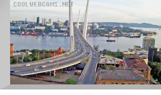 Webcam overlooking the Golden Bridge in Vladivostok