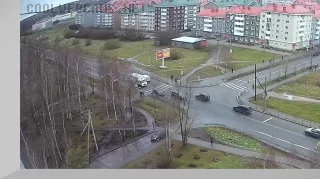 Webcam overlooking the intersection of Kolpinskoe Highway and Galitskaya Street, Shushary