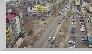 Webcam at the crossroads of Mir - Victory Avenue