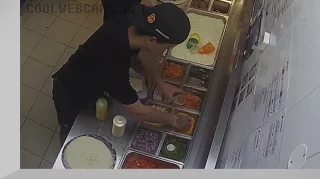 Webcam in the Dodo Pizza pizzeria on Moskovsky Prospekt in St. Petersburg