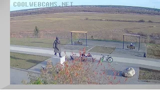 Webcam on Naberezhnaya Street, Velsk town, Russia