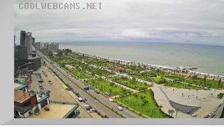 Webcam with a view of Lech and Maria Kachinsky Street, Batumi