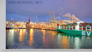 PTZ webcam in the port of Rotterdam: west