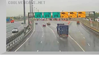 Webcam of the WHSD in St. Petersburg: exit to Blagodatnaya Street