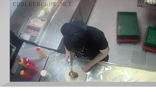 Webcam in the pizzeria «Dodo Pizza» on Lev Yashin Street, Tolyatti