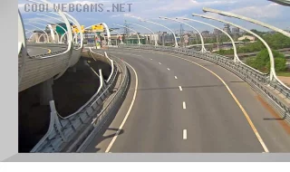 The WHSD webcam in St. Petersburg: entrance from Blagodatnaya Street towards Vasilyevsky Island
